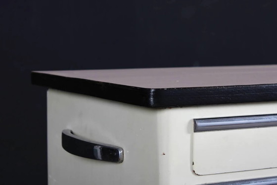 Armoire Vintage Baisch Bauhaus Industrial Design – Commodes, Metal, Glass (photo 6 of 17)