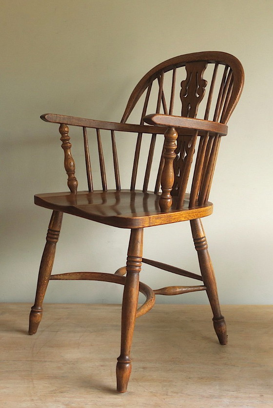 Mid-Century Lyre Back Windsor Elbow Armchair in Solid Oak, 1960s – Dining chairs, Wood (photo 10 of 12)