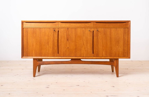 Buffet en teck Bruksbo, design intemporel scandinave et moderne du milieu du siècle, années 1950