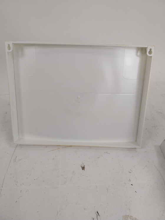 Image 1 of 2 mensole da parete in plastica bianca degli anni '70 provenienti dall'ex Cecoslovacchia