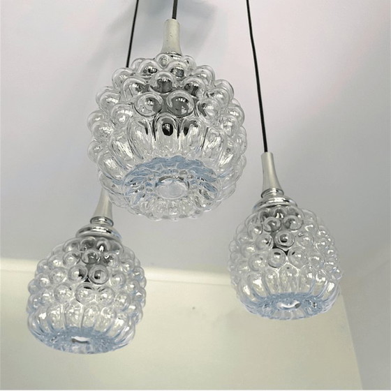 Mid Century Modern three light bubble glass cascading chandelier – Hustadt Leuchten (photo 9 of 16)