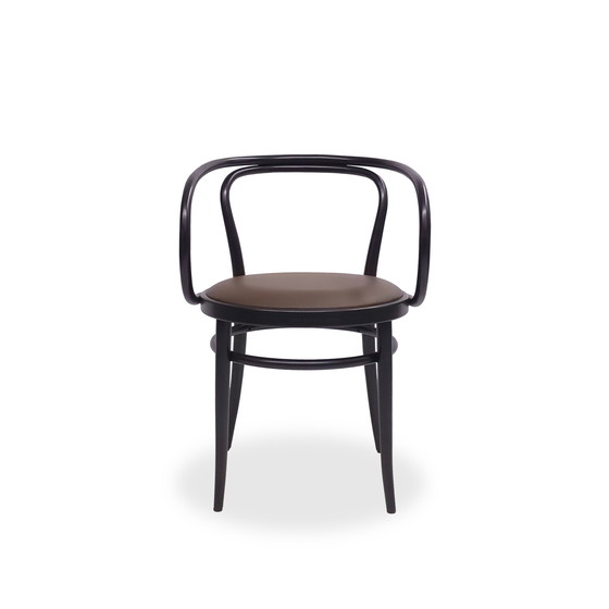 Image 1 of Silla Thonet 209 P con asiento de cuero marrón y madera curvada negra