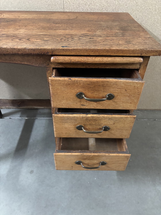 Image 1 of Escritorio infantil antiguo