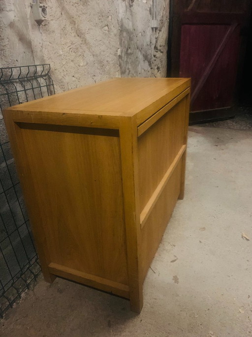Custom-made shoe cabinet