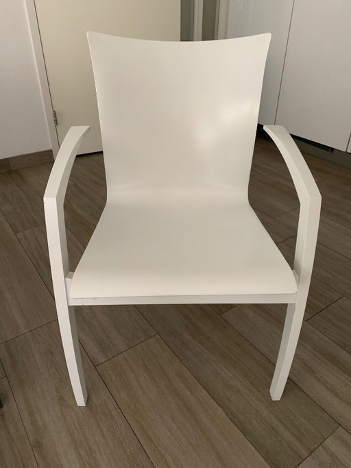 8 chaises de salle à manger Leolux au design suédois