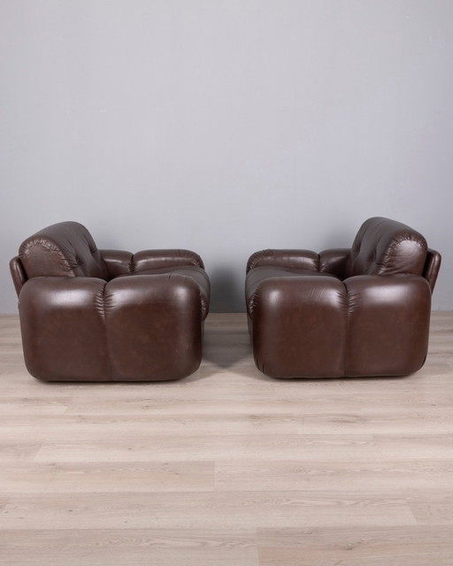 Par de sillones vintage de cuero marrón de los años 70 diseñados por Ceriotti.