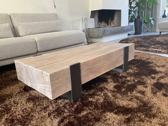 Image 1 of Robust oak coffee table