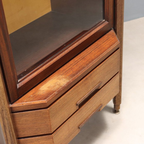 Image 1 of Vitrine des années 1960