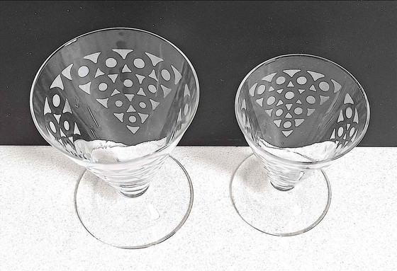 Image 1 of Set van 7 waterglazen + 8 wijnglazen uit de jaren 50