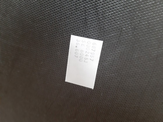 Image 1 of Poltrona Rolf Benz serie 6000 in pelle nera.