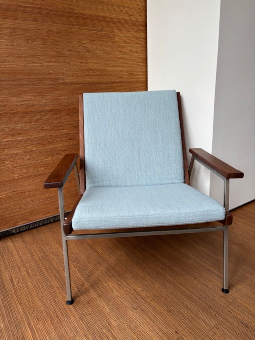 Chaise Lotus originale de Rob Perry