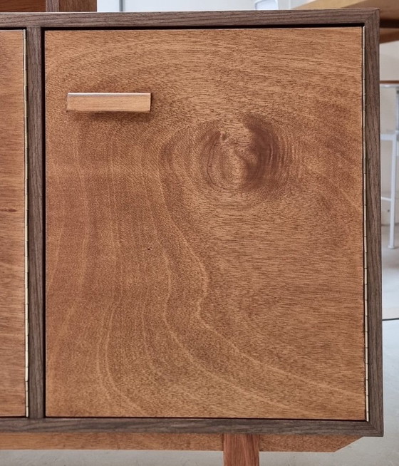 Image 1 of Elvan Highboard