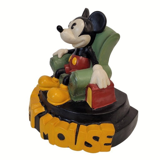 “Mickey Mouse en su sillón de lectura”, cerámica, Demons & Merveilles, vintage, 90’s – Francia