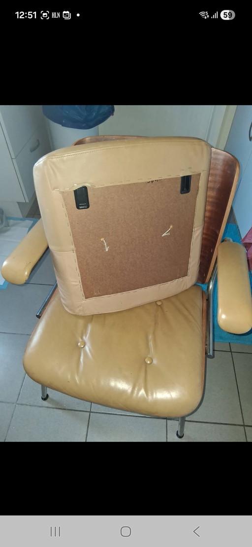 2 Giroflex makellose Stoll-Stühle 8086