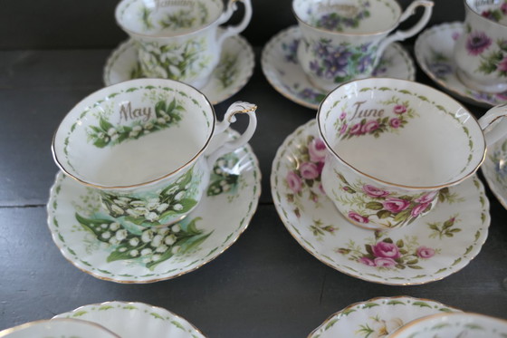 Image 1 of Tazza e piattino Royal Albert Fiore del mese 12 x