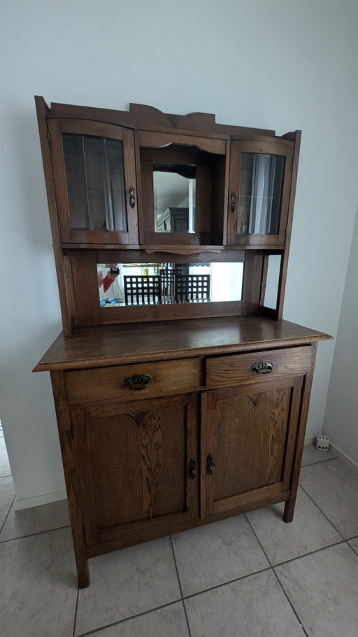 Credenza vintage con specchio e vetrine