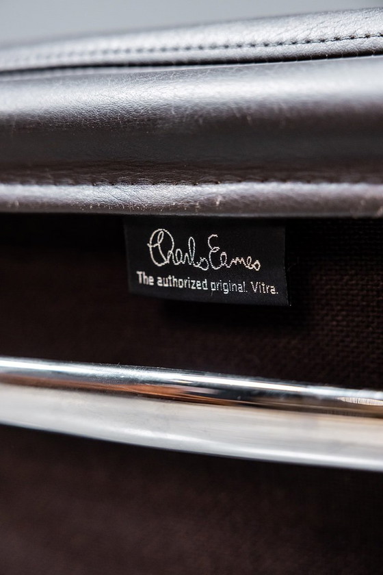 Image 1 of Eames EA217 office chair