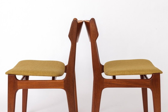 Image 1 of Set of 4 Teak Dining Chairs in the Style of Erik Buch, Mid-Century Modern, Newly Upholstered Vintage Chairs
