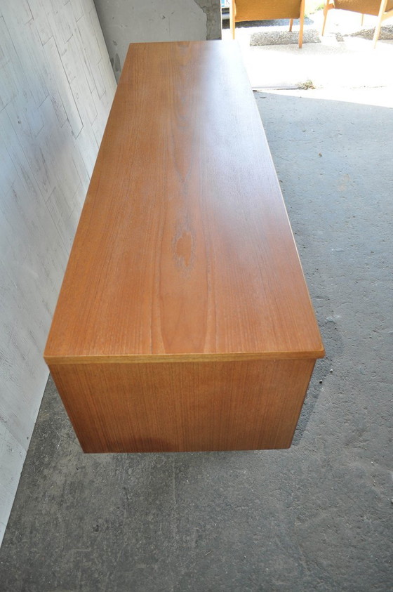 Buffet bas de Frank Guille pour Austinsuite, ann&eacute;es 1960 – Mid Century Modern (photo 4 of 6)