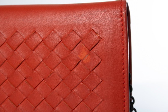 Bottega Veneta, Geldbörse mit Kette aus rotem Leder – Crossbody-Taschen, Calfskin (photo 6 of 12)