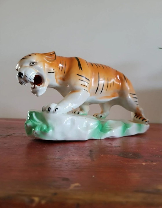 Image 1 of Tiger figurine, vintage, ceramic and hand-painted, 1980s