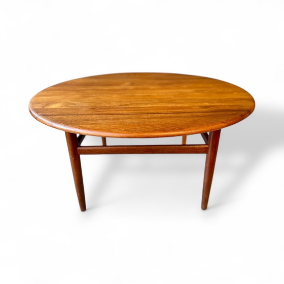 Image 1 of Niels Bach Danimarca | Couchtisch Rund in teak | Metà secolo