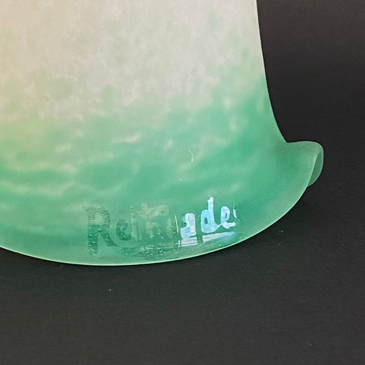 Tulipe en pâte de verre signée Rethondes verte 