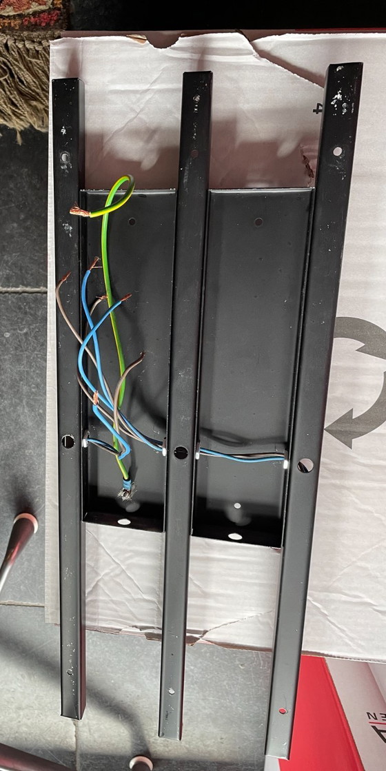 Image 1 of 2x Raak Fuga XL wandlamp: 3 kolom bronskleurig 