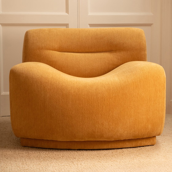 Image 1 of Pair of Wavy Armchairs - Italy 1970s