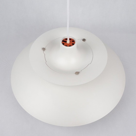 Par de lámparas colgantes PH 5 de 2 pulgadas diseñadas por Poul Henningsen. – Louis Poulsen (photo 5 of 15)