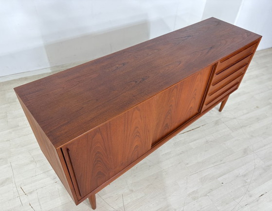 Image 1 of Deens teakhouten dressoir van HP Hansen – Woonkamerkast in mid-century stijl uit de jaren 60