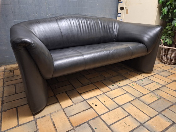 Leolux Sofás de 2 plazas negro Mink de 1982 – Leather (photo 2 of 7)