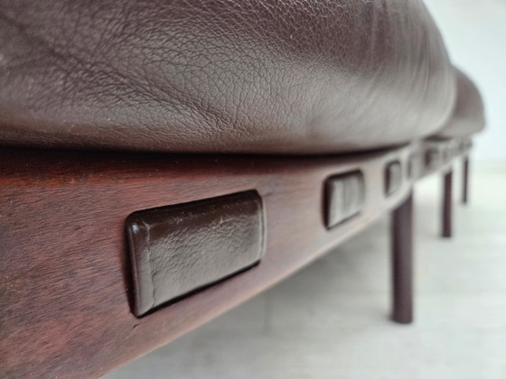 Image 1 of Divano a 3 posti in stile scandinavo degli anni '70, disegnato da Arne Norell e rivestito in pelle.