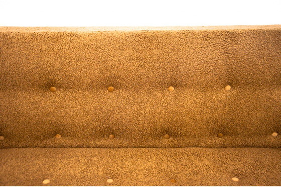 Image 1 of Gelbes Bouclé-Sofa aus der Mitte des Jahrhunderts, Dänemark, 1960er Jahre.