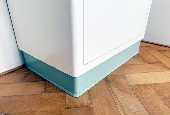 Image 1 of Armadio in acciaio 1950 di Maquet