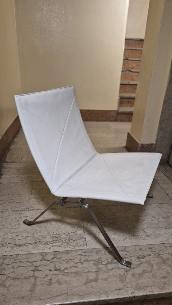 Chaises longues originales PK22, Poul Kjærholm et marque de design Fritz Hansen. – Chaises & fauteuils (photo 4 of 12)
