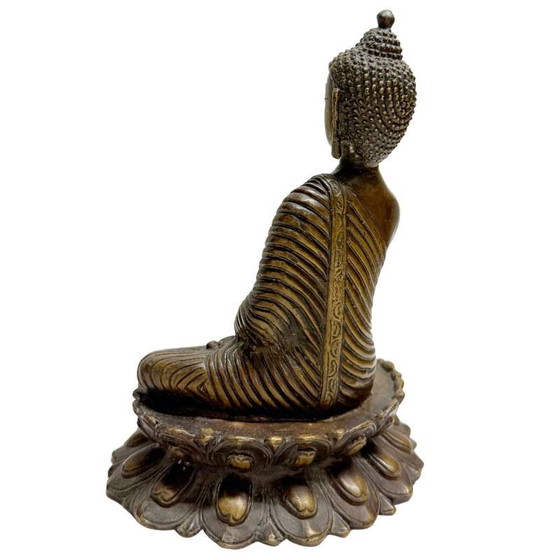 Antique Bronze Sino-Tibetan Buddha Statue on Lotus Throne – Sculpture (photo 6 of 10)