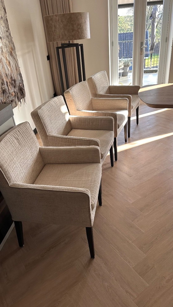 Image 1 of Quattro sedie da pranzo con panca da tavolo da pranzo