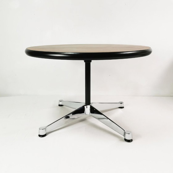 Vitra Eames Contract Table (mesa de centro), diseñada por Charles & Ray Eames, Suiza, años 70-80. (photo 3 of 13)