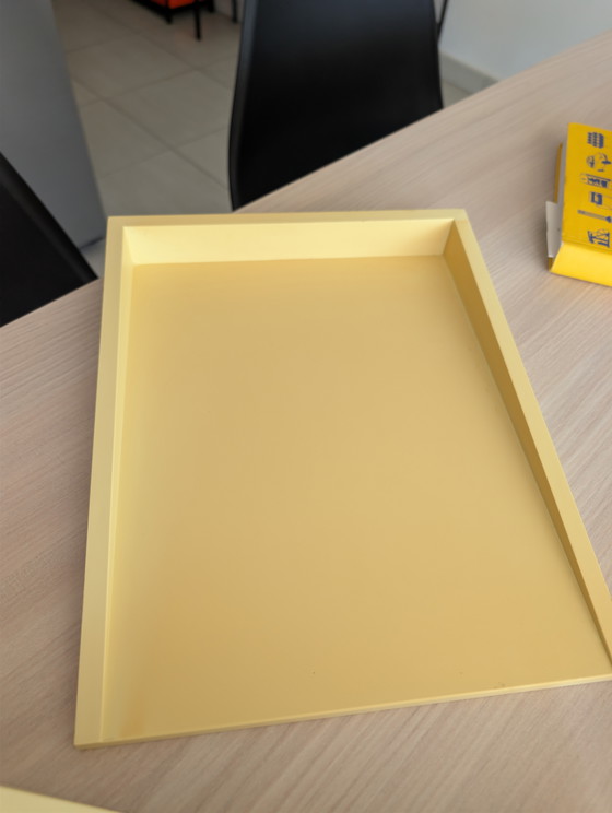 Image 1 of Clino dienbladenset van Kartell, ontworpen door Enzo Mari, in uitstekende staat.