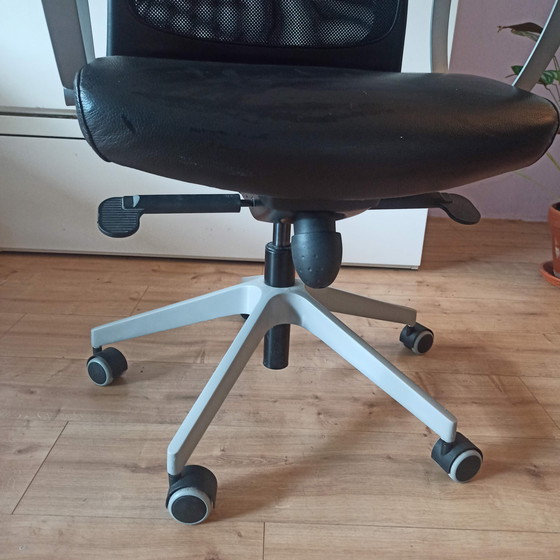 Image 1 of Bureau stoel