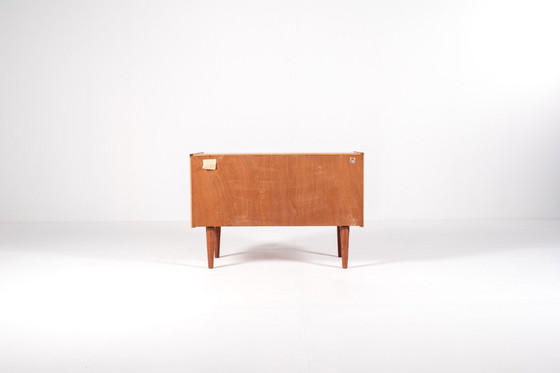 Image 1 of Mobiletto in teak di metà secolo, credenza scandinava, anni '60