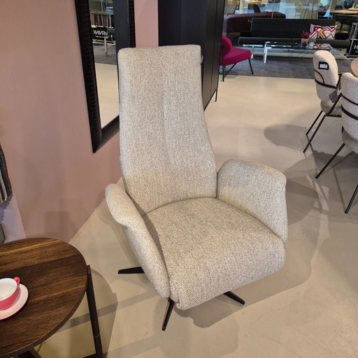 El sillón reclinable Future Riva 1017 N