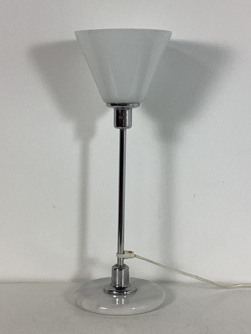 Lámpara posmoderna vintage estilo art déco de vidrio y mármol.