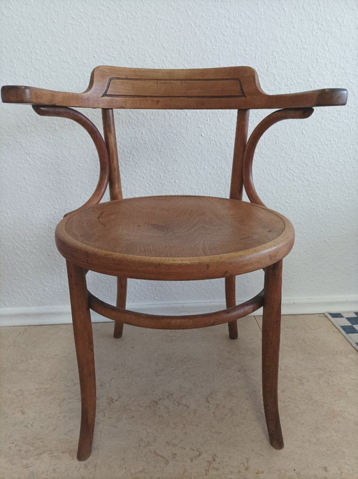 Silla Fischel antigua original de diseño Thonet