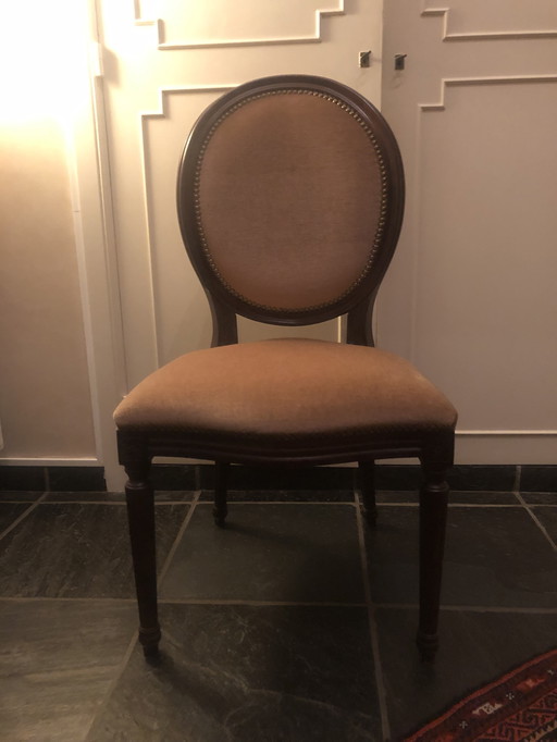 8 Chairs in Walnut With Upholstered Seat and Back, Of Which 2 With Armrests