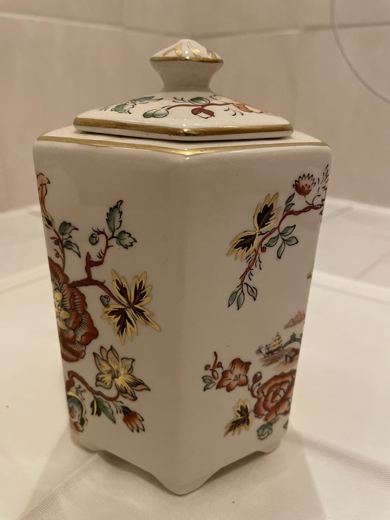 Image 1 of Teedose ‚Golden Azalea‘ / Hexagonal Lidded Jar H 16,5 cm von Mason’s