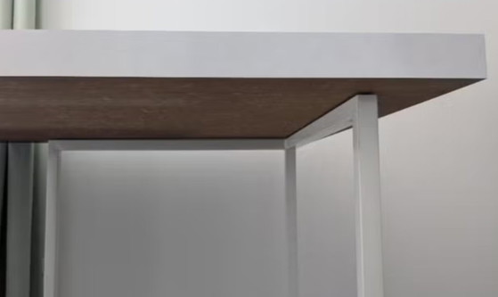 Tavolo da pranzo bianco con base in metallo, Habitat, Scrivanie, Altro, Modern (foto 4 di 6)