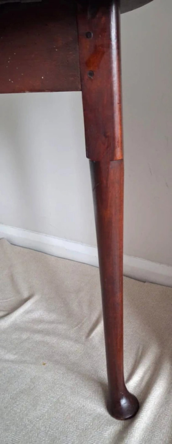 Image 1 of Authentic 18thc Georgian Oval Mahogany Gate-leg Drop-Leaf Dining Table / Pad Feet