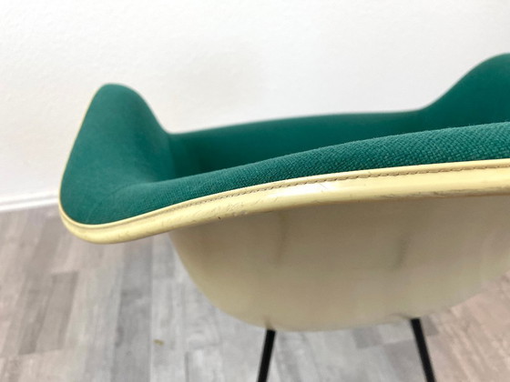 Image 1 of Hermann Miller Eames Sillón de fibra de vidrio Hopsak DAX Fehlbaum